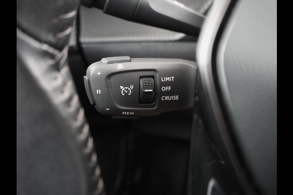 Peugeot e-2008 EV Allure 50 kWh ADAP. CRUISE | NAVI | RIJKLAARPRIJS INCL. 12 MND. BOVAGGARANTIE