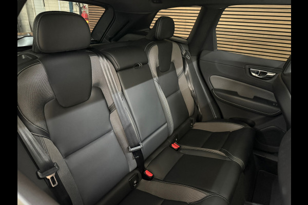 Volvo XC60 2.0 T6 Ultimate Dark R-Design Plug-in Hybrid Recharge | Facelift | 21 Inch | Pano | Leder