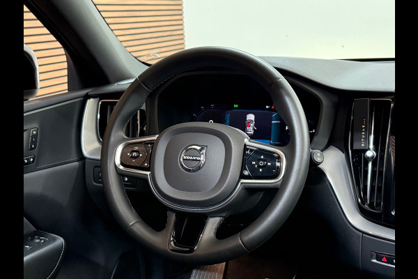 Volvo XC60 2.0 T6 Ultimate Dark R-Design Plug-in Hybrid Recharge | Facelift | 21 Inch | Pano | Leder