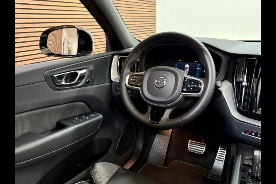 Volvo XC60 2.0 T6 Ultimate Dark R-Design Plug-in Hybrid Recharge | Facelift | 21 Inch | Pano | Leder