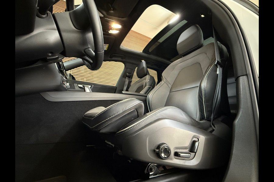 Volvo XC60 2.0 T6 Ultimate Dark R-Design Plug-in Hybrid Recharge | Facelift | 21 Inch | Pano | Leder