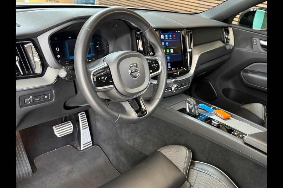 Volvo XC60 2.0 T6 Ultimate Dark R-Design Plug-in Hybrid Recharge | Facelift | 21 Inch | Pano | Leder
