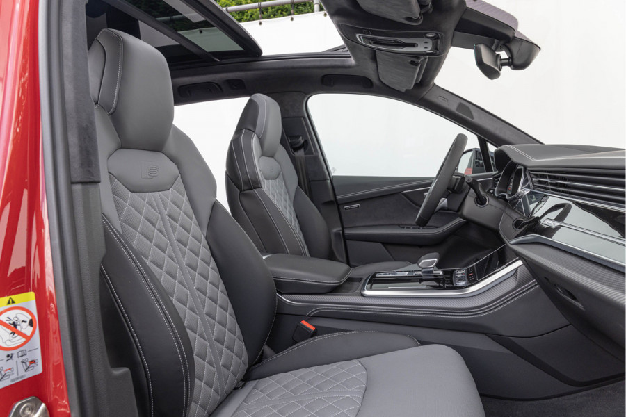 Audi Q7 60 TFSI-e 490pk Quattro Competition Pano S-stoelen Onderstel Advanced Nachtzicht Massage B&O