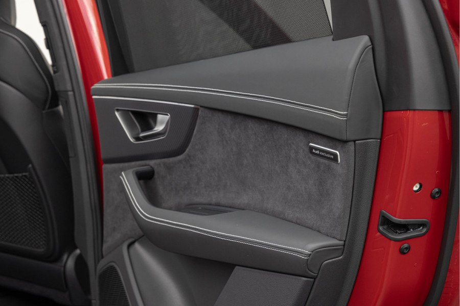 Audi Q7 60 TFSI-e 490pk Quattro Competition Pano S-stoelen Onderstel Advanced Nachtzicht Massage B&O