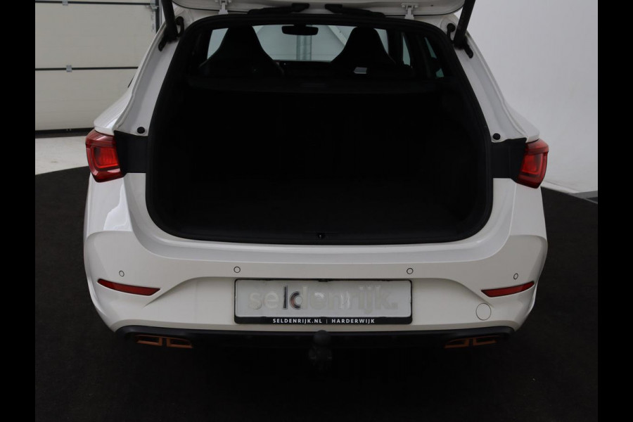 CUPRA Leon 1.4 e-Hybrid VZ Business | Camera | Stoel & Stuurverwarming | Adaptive cruise | Carplay | Elektrische achterklep | Trekhaak