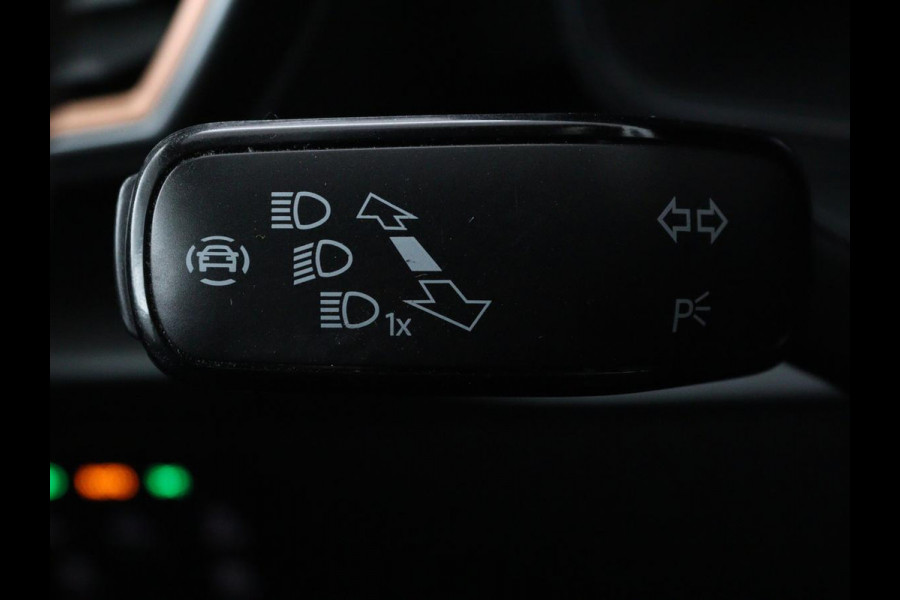 CUPRA Leon 1.4 e-Hybrid VZ Business | Camera | Stoel & Stuurverwarming | Adaptive cruise | Carplay | Elektrische achterklep | Trekhaak