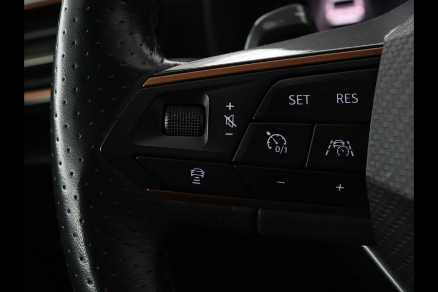CUPRA Leon 1.4 e-Hybrid VZ Business | Camera | Stoel & Stuurverwarming | Adaptive cruise | Carplay | Elektrische achterklep | Trekhaak