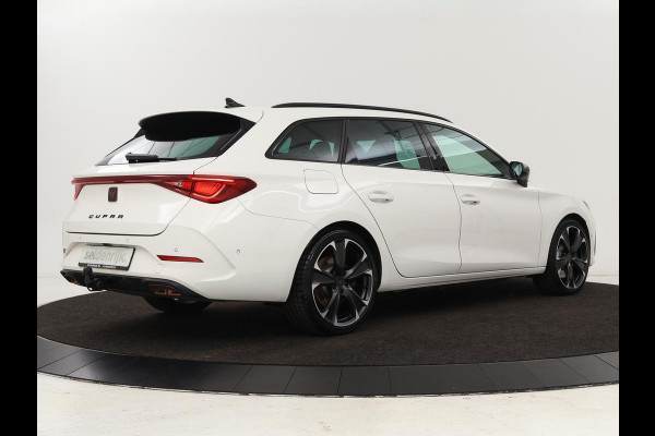 CUPRA Leon 1.4 e-Hybrid VZ Business | Camera | Stoel & Stuurverwarming | Adaptive cruise | Carplay | Elektrische achterklep | Trekhaak