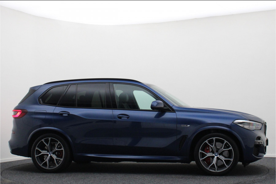 BMW X5 xDrive45e High Executive M-Sport Panoramadak, 360° Camera, Head-Up, H&K, ACC, Luchtvering, Trekhaak, 21"