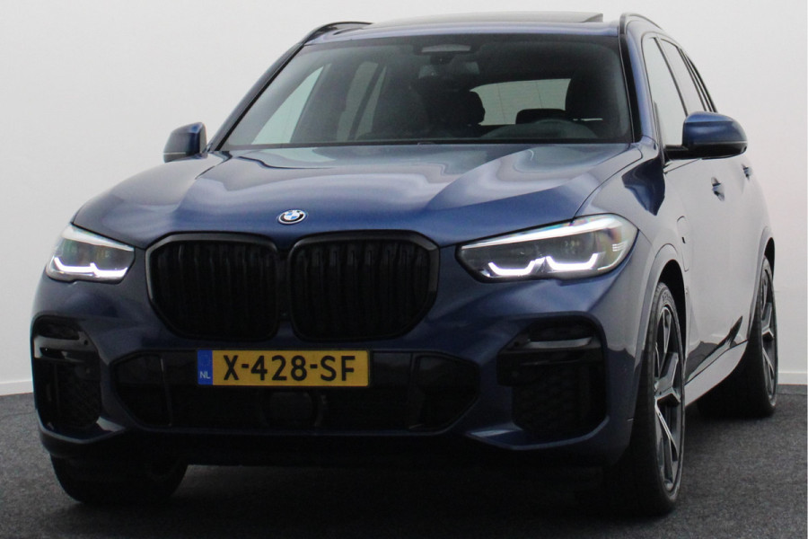 BMW X5 xDrive45e High Executive M-Sport Panoramadak, 360° Camera, Head-Up, H&K, ACC, Luchtvering, Trekhaak, 21"