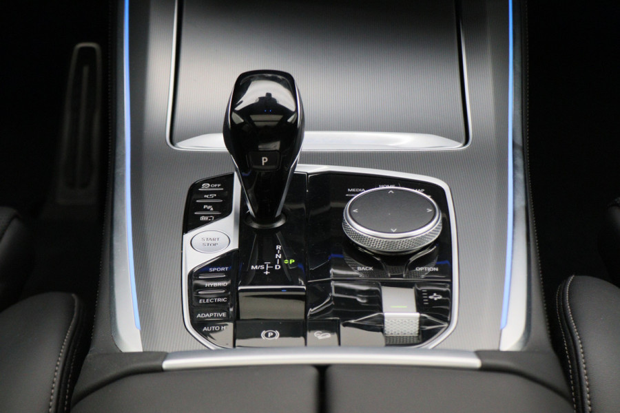 BMW X5 xDrive45e High Executive M-Sport Panoramadak, 360° Camera, Head-Up, H&K, ACC, Luchtvering, Trekhaak, 21"