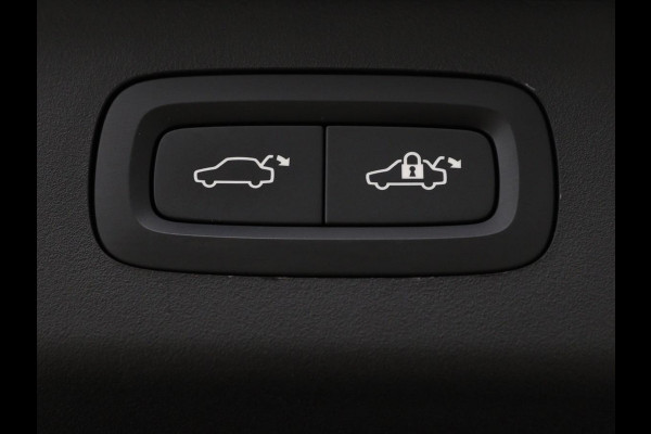 Lynk & Co 01 1.5 Plug In | Panoramadak | Infinity by Harman | 360 Camera | Adaptive cruise | Stoelverwarming | Carplay | Memory | Full LED