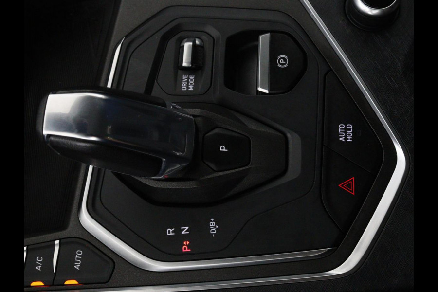 Lynk & Co 01 1.5 Plug In | Panoramadak | Infinity by Harman | 360 Camera | Adaptive cruise | Stoelverwarming | Carplay | Memory | Full LED