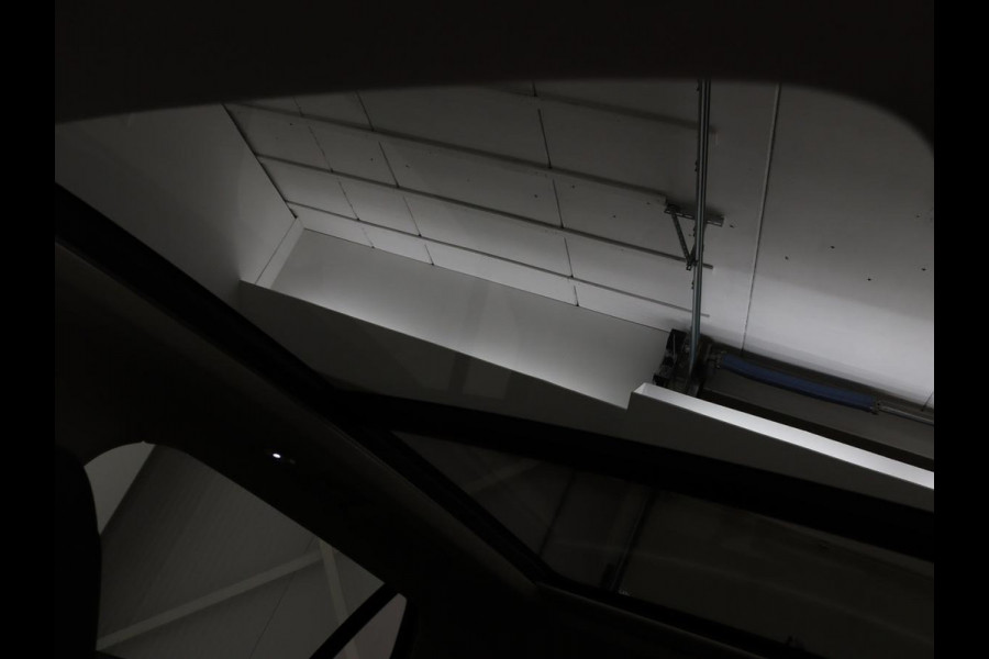 Lynk & Co 01 1.5 Plug In | Panoramadak | Infinity by Harman | 360 Camera | Adaptive cruise | Stoelverwarming | Carplay | Memory | Full LED