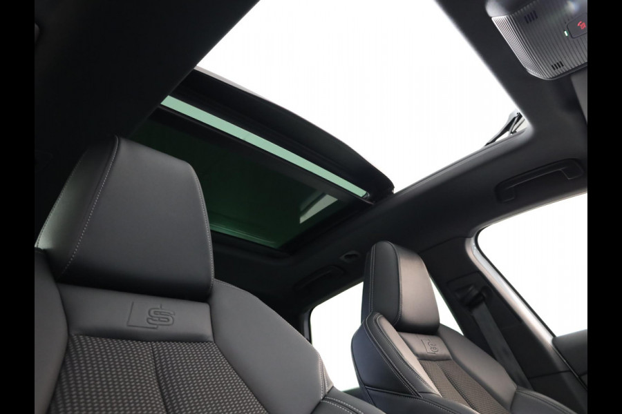 Audi Q4 e-tron 35 Launch edition S Competition 55 kWh 170pk | Panoramadak | Elektrisch verstelbare voorstoelen | Warmtepomp | Navigatie | Matrix LED |20'LM-velgen|