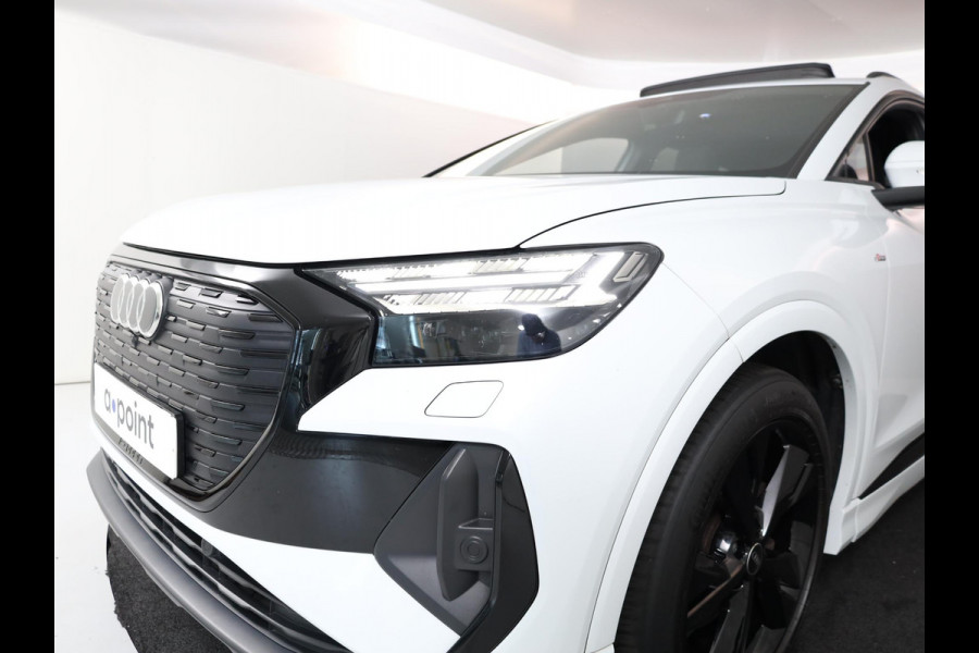 Audi Q4 e-tron 35 Launch edition S Competition 55 kWh 170pk | Panoramadak | Elektrisch verstelbare voorstoelen | Warmtepomp | Navigatie | Matrix LED |20'LM-velgen|