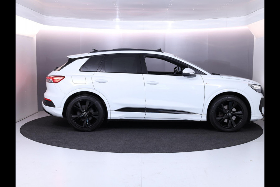 Audi Q4 e-tron 35 Launch edition S Competition 55 kWh 170pk | Panoramadak | Elektrisch verstelbare voorstoelen | Warmtepomp | Navigatie | Matrix LED |20'LM-velgen|