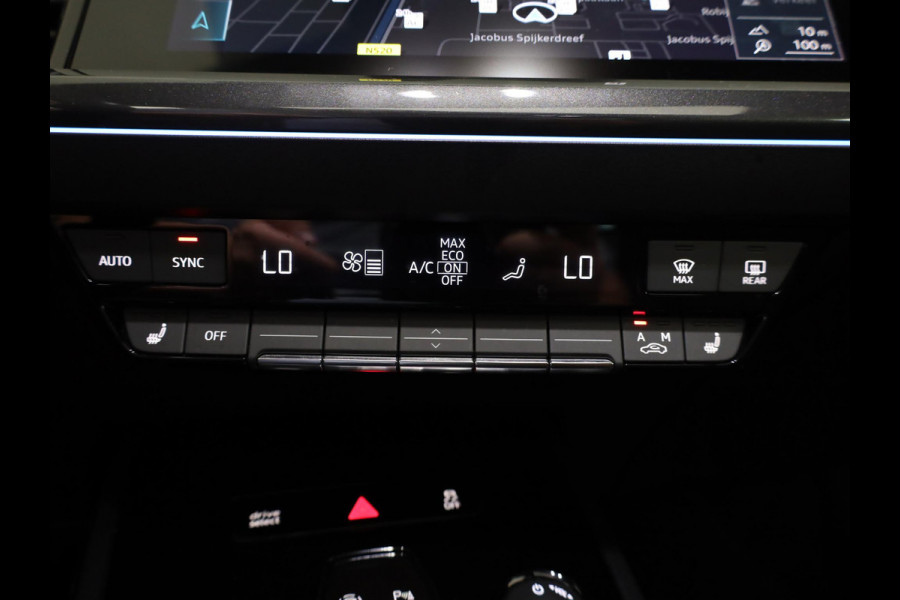 Audi Q4 e-tron 35 Launch edition S Competition 55 kWh 170pk | Panoramadak | Elektrisch verstelbare voorstoelen | Warmtepomp | Navigatie | Matrix LED |20'LM-velgen|
