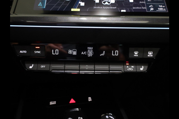 Audi Q4 e-tron 35 Launch edition S Competition 55 kWh 170pk | Panoramadak | Elektrisch verstelbare voorstoelen | Warmtepomp | Navigatie | Matrix LED |20'LM-velgen|