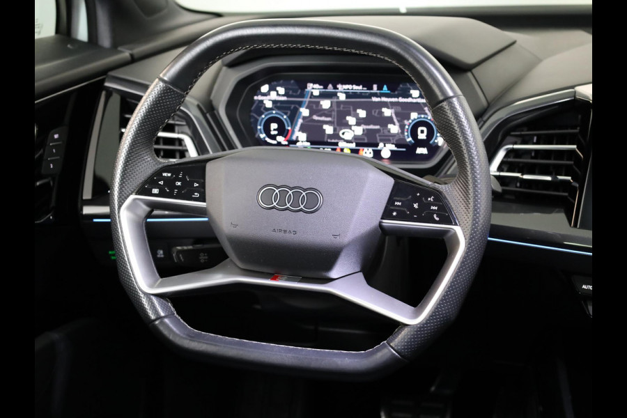 Audi Q4 e-tron 35 Launch edition S Competition 55 kWh 170pk | Panoramadak | Elektrisch verstelbare voorstoelen | Warmtepomp | Navigatie | Matrix LED |20'LM-velgen|