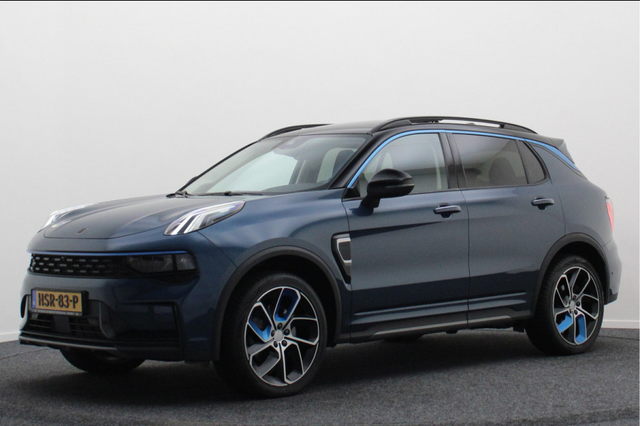 Lynk & Co 01 1.5 Plug-in Hybrid Automaat Two-Tone, 360° Camera, Panoramadak, ACC, Keyless, Navigatie, PDC, LED, 20''