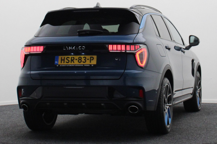 Lynk & Co 01 1.5 Plug-in Hybrid Automaat Two-Tone, 360° Camera, Panoramadak, ACC, Keyless, Navigatie, PDC, LED, 20''