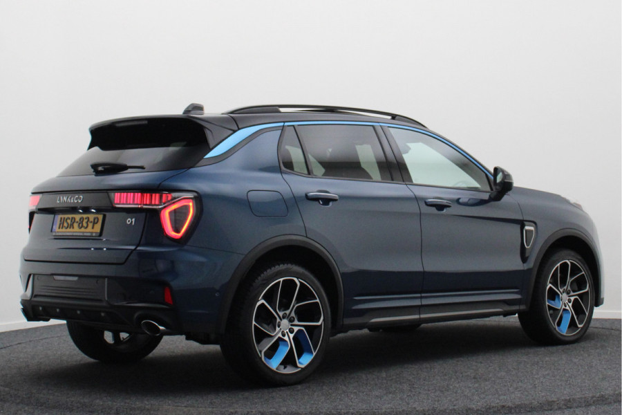 Lynk & Co 01 1.5 Plug-in Hybrid Automaat Two-Tone, 360° Camera, Panoramadak, ACC, Keyless, Navigatie, PDC, LED, 20''