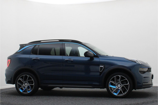 Lynk & Co 01 1.5 Plug-in Hybrid Automaat Two-Tone, 360° Camera, Panoramadak, ACC, Keyless, Navigatie, PDC, LED, 20''