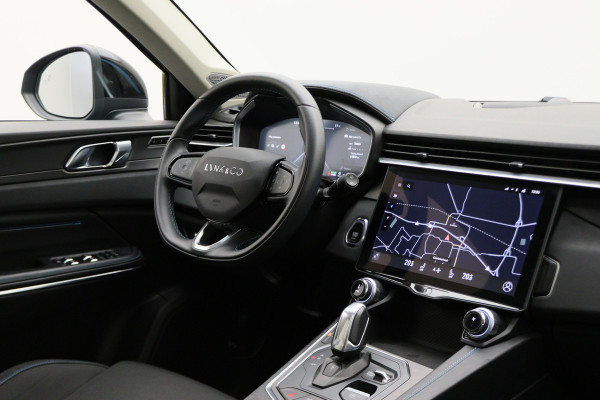 Lynk & Co 01 1.5 Plug-in Hybrid Automaat Two-Tone, 360° Camera, Panoramadak, ACC, Keyless, Navigatie, PDC, LED, 20''