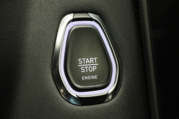 Lynk & Co 01 1.5 Plug-in Hybrid Automaat Two-Tone, 360° Camera, Panoramadak, ACC, Keyless, Navigatie, PDC, LED, 20''