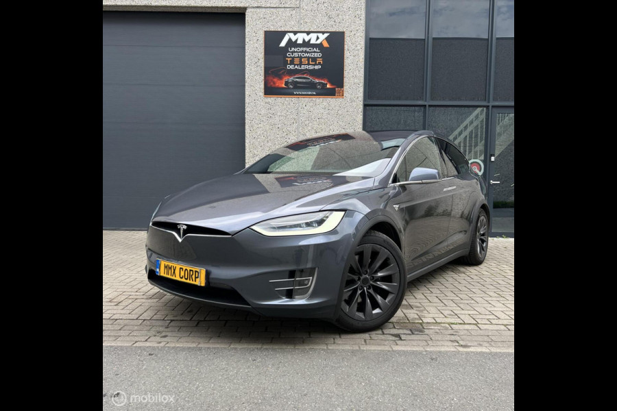 Tesla Model X LONG RANGE PLUS Grijs Trekhaak 6 Zitplaatsen