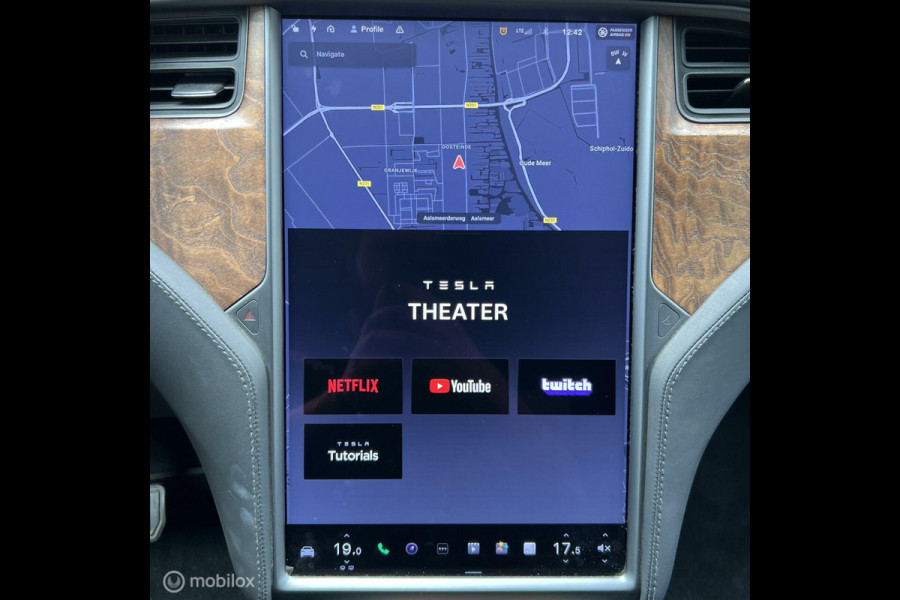 Tesla Model X LONG RANGE PLUS Grijs Trekhaak 6 Zitplaatsen