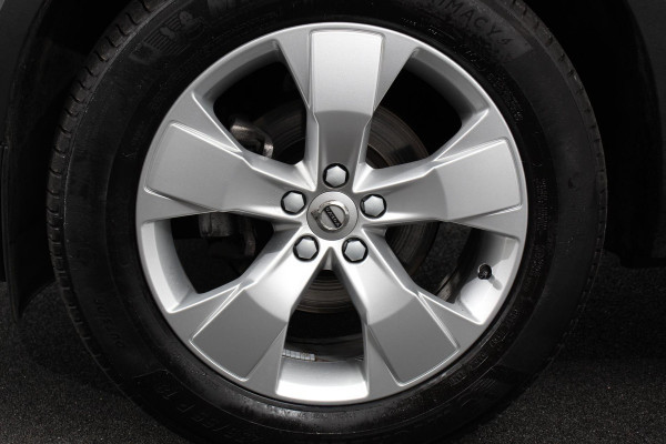 Volvo XC40 1.5 T3 163 pk Automaat Momentum | Navigatie | Apple Carplay / Android Auto | Parkeersensor achter | Adaptive Cruise Control | Virtual Cockpit | Stoelverwarming | LED kop- en mistlampen | Sensus Connect met High Performance Sound | Inductielader | Lane Assist