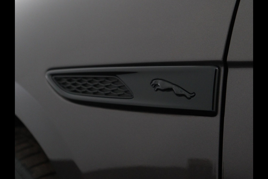 Jaguar F-Pace P400e PHEV R-Dynamic SE