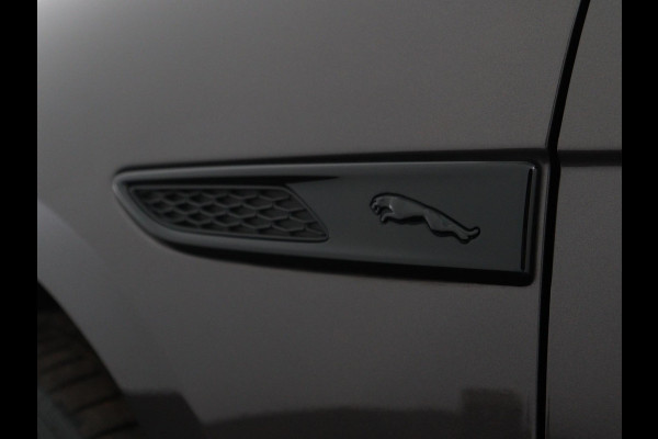 Jaguar F-Pace P400e PHEV R-Dynamic SE