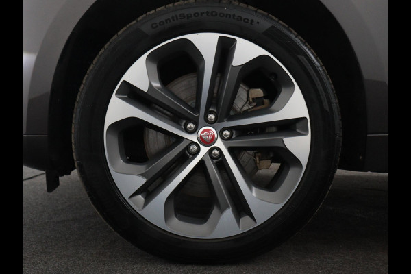 Jaguar F-Pace P400e PHEV R-Dynamic SE