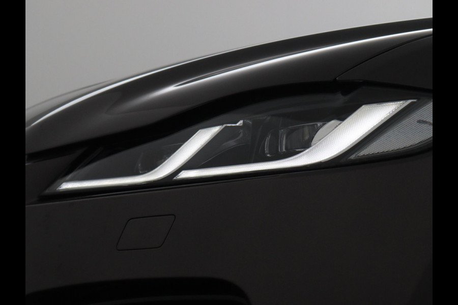 Jaguar F-Pace P400e PHEV R-Dynamic SE