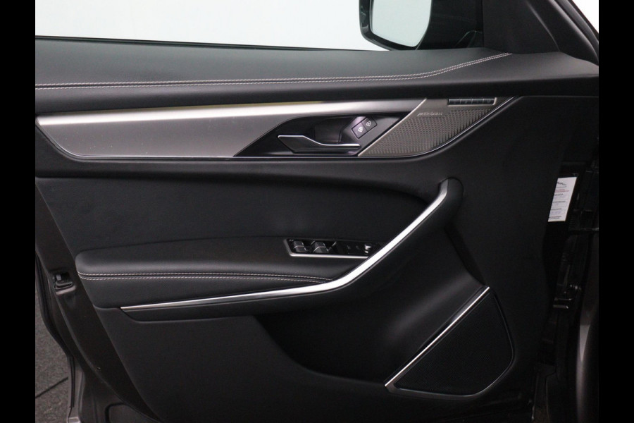 Jaguar F-Pace P400e PHEV R-Dynamic SE