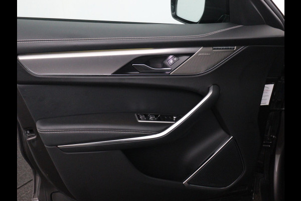 Jaguar F-Pace P400e PHEV R-Dynamic SE