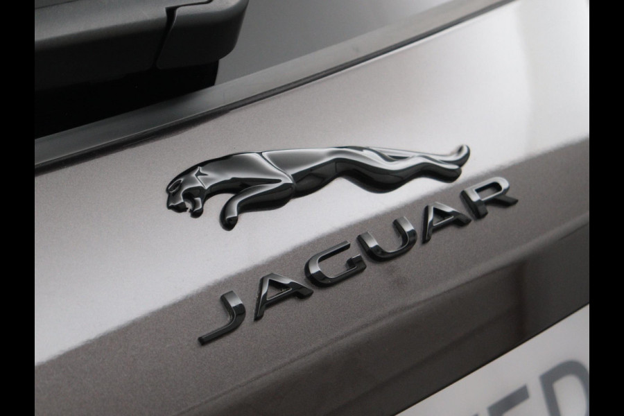 Jaguar F-Pace P400e PHEV R-Dynamic SE