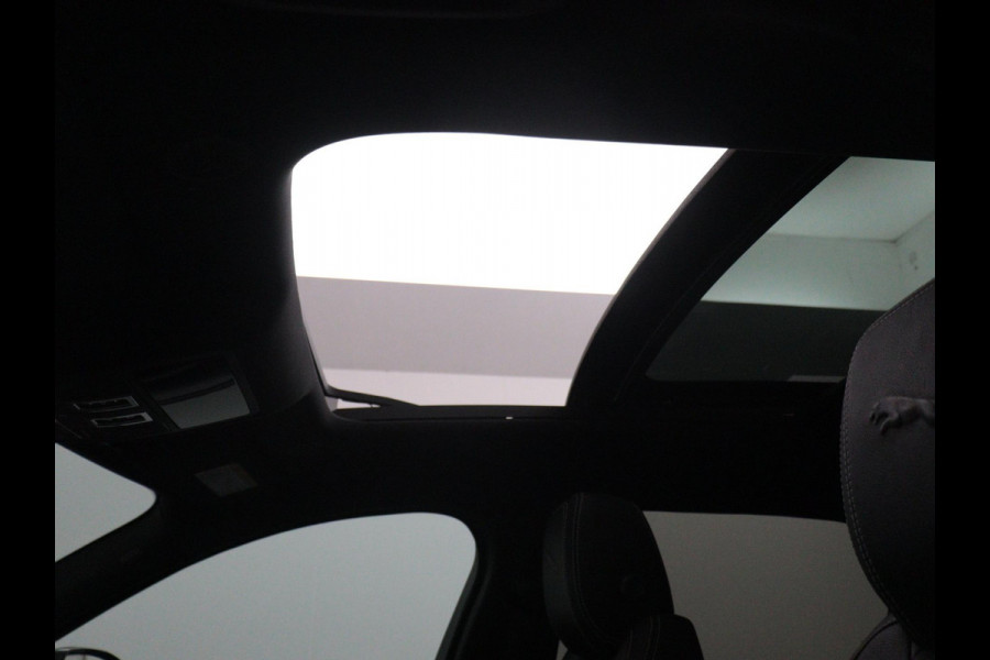 Jaguar F-Pace P400e PHEV R-Dynamic SE
