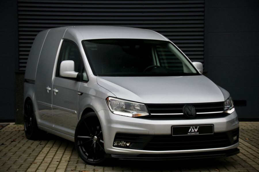 Volkswagen Caddy 2.0 TDI | CarPlay | PDC | Cruise control | Trekhaak | Airco | NAP Logisch | Schroefset | Spoilerset | Nieuwe APK | Euro 6