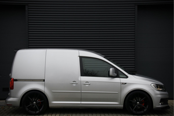 Volkswagen Caddy 2.0 TDI | CarPlay | PDC | Cruise control | Trekhaak | Airco | NAP Logisch | Schroefset | Spoilerset | Nieuwe APK | Euro 6