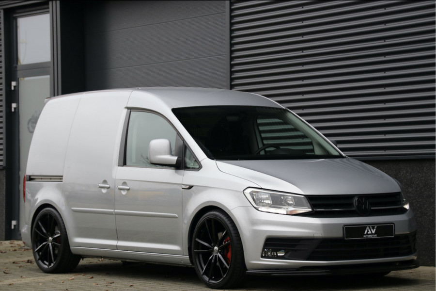 Volkswagen Caddy 2.0 TDI | CarPlay | PDC | Cruise control | Trekhaak | Airco | NAP Logisch | Schroefset | Spoilerset | Nieuwe APK | Euro 6
