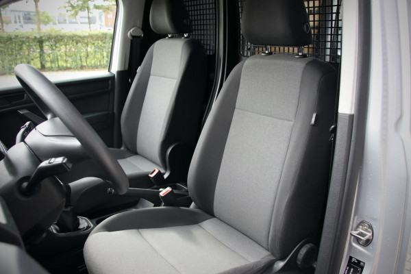 Volkswagen Caddy 2.0 TDI | CarPlay | PDC | Cruise control | Trekhaak | Airco | NAP Logisch | Schroefset | Spoilerset | Nieuwe APK | Euro 6