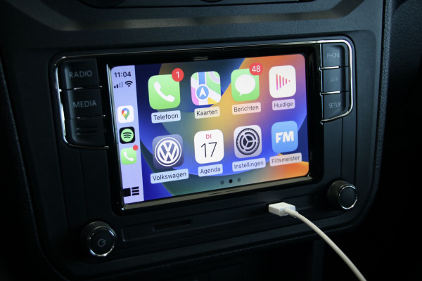 Volkswagen Caddy 2.0 TDI | CarPlay | PDC | Cruise control | Trekhaak | Airco | NAP Logisch | Schroefset | Spoilerset | Nieuwe APK | Euro 6