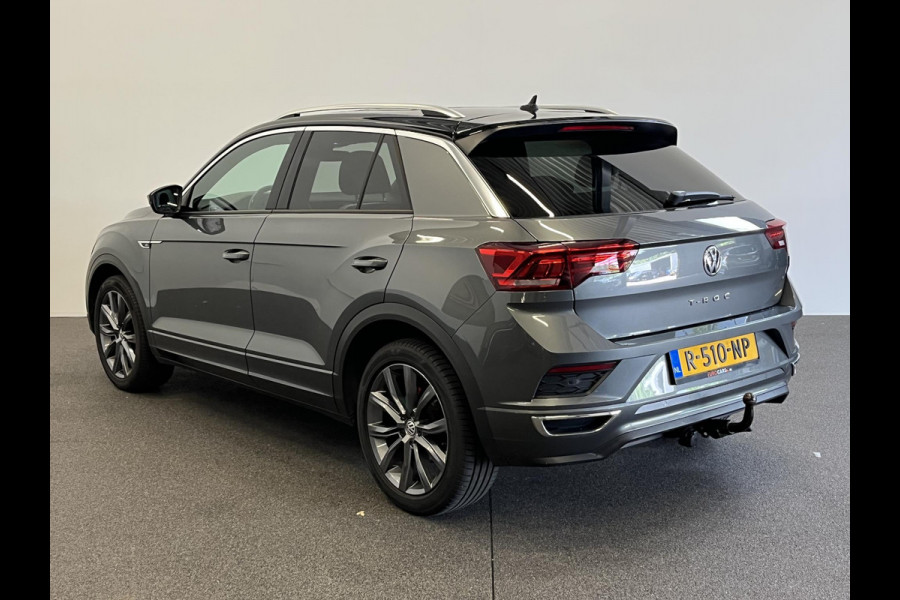 Volkswagen T-Roc 1.5 TSI 150pk DSG R-line Panoramadak Trekhaak Navigatie Apple Carplay/Android Auto Camera Parkeersensoren Adaptive Cruise Control Elektrische achterklep Getinte ramen Climate Control