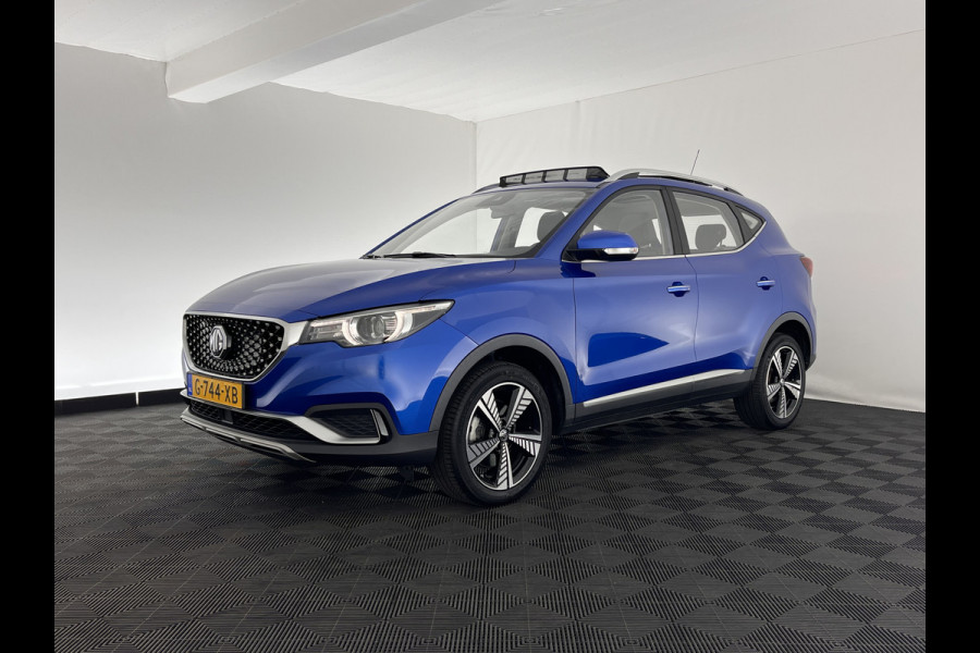 MG Mg Zs EV Luxury 45 kWh (INCL-BTW) *PANO | FULL-LEATHER | CCS-FASTLOADER | KEYLESS | NAVI-FULLMAP | ADAPTIVE-CRUISE | CAMERA | HEATED-SPORT-SEATS | CARPLAY | BLINDSPOT | DAB | LANE-ASSIST | 17"ALU*