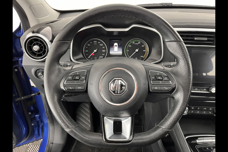 MG Mg Zs EV Luxury 45 kWh (INCL-BTW) *PANO | FULL-LEATHER | CCS-FASTLOADER | KEYLESS | NAVI-FULLMAP | ADAPTIVE-CRUISE | CAMERA | HEATED-SPORT-SEATS | CARPLAY | BLINDSPOT | DAB | LANE-ASSIST | 17"ALU*