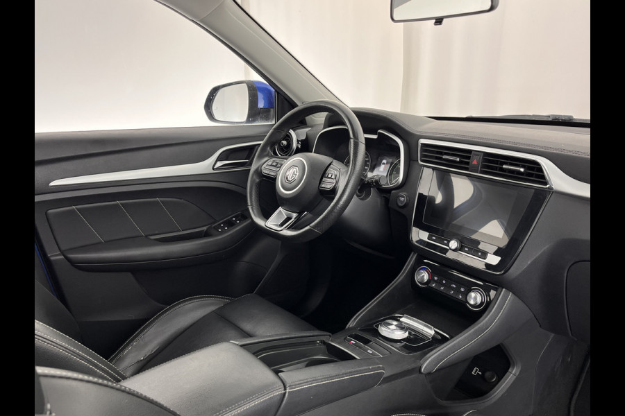 MG Mg Zs EV Luxury 45 kWh (INCL-BTW) *PANO | FULL-LEATHER | CCS-FASTLOADER | KEYLESS | NAVI-FULLMAP | ADAPTIVE-CRUISE | CAMERA | HEATED-SPORT-SEATS | CARPLAY | BLINDSPOT | DAB | LANE-ASSIST | 17"ALU*